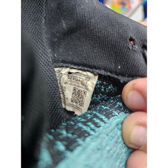 Nike Running Shoes React Infinity DD3024-003 Womens Size 10 Black/Turquoise/Pink - Picture 7 of 9